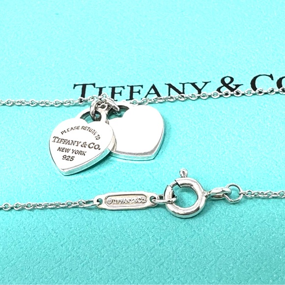 Authentic Tiffany & CO. Return To Double Heart Necklace. - Picture 3 of 15